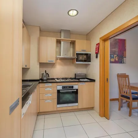 Beautiful 1-bed In Апартаменти